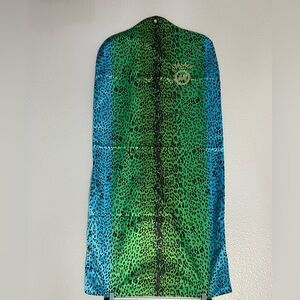 Versace for H&M Vibrant Green and Blue leopard print garment bags (5)